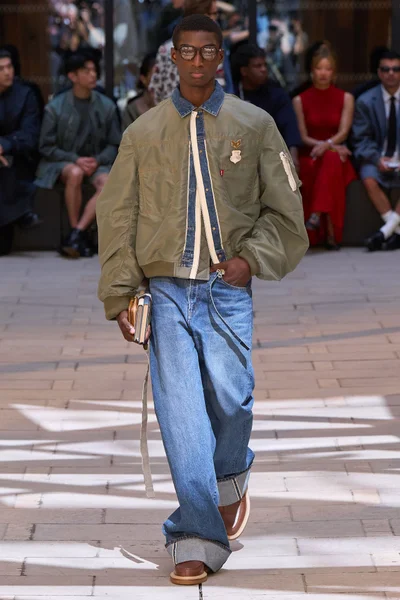 Look 31